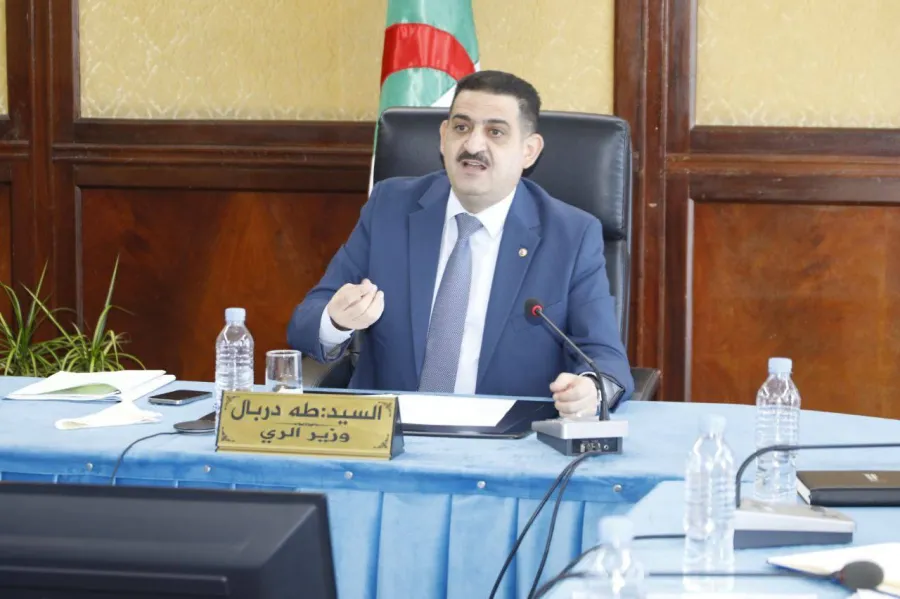 وزير الري يحث على تسليم مشاريع المياه في آجالها المحددة