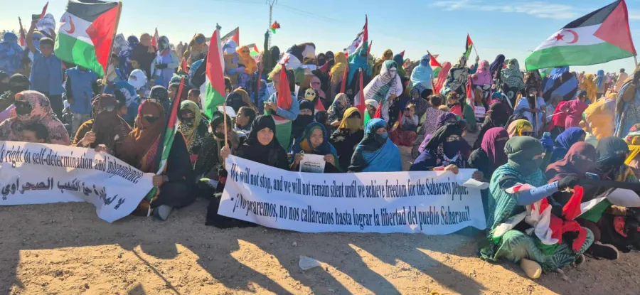 مظاهرات حاشدة في العيون المحتلة ..الصحراويون يجددون العهد على الاستقلال