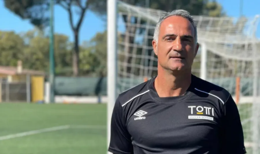 التحاق مدرب جديد للحراس ضمن الطاقم الفني لمنتخب الجزائر 